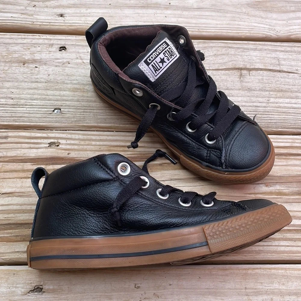 Converse Chuck Taylor All Star Street Mid Black Leather Kids Size 1